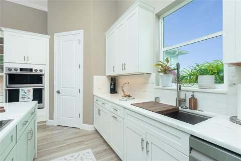 House in Port Charlotte, Florida 3 bedrooms, 163.6 sq.m. № 1688264 - photo 11