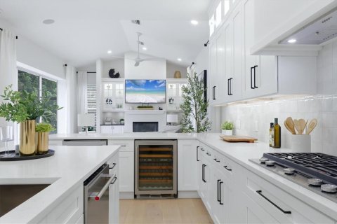 Villa ou maison à vendre à Bradenton, Floride: 3 chambres, 237.46 m2 № 2308252 - photo 13