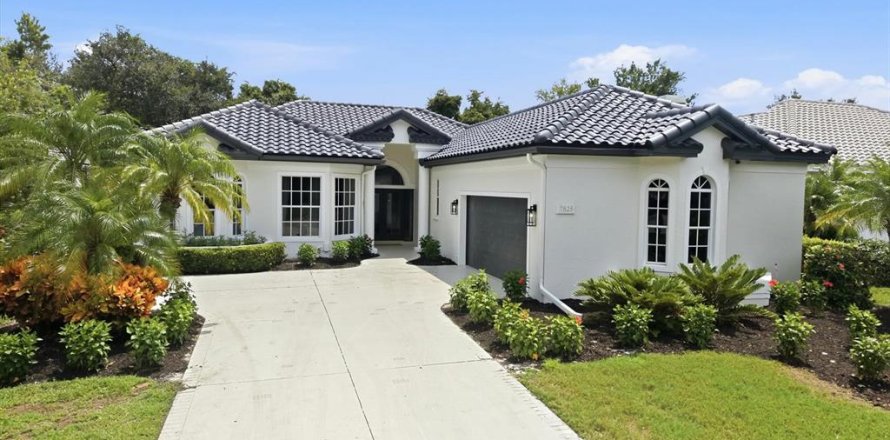 Villa ou maison à Bradenton, Floride 3 chambres, 237.46 m2 № 2308252