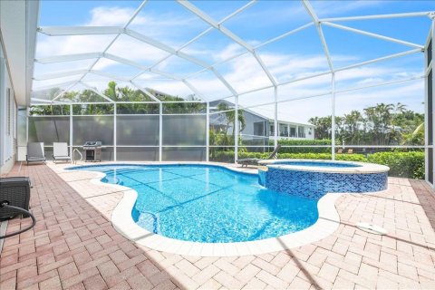 House in Fort Myers, Florida 4 bedrooms, 227.52 sq.m. № 2195750 - photo 4