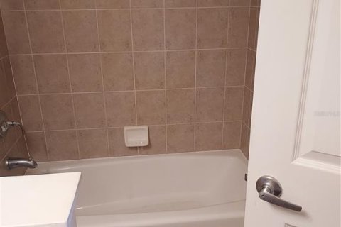 Condominio en alquiler en Punta Gorda, Florida, 2 dormitorios, 139.35 m2 № 1904388 - foto 18