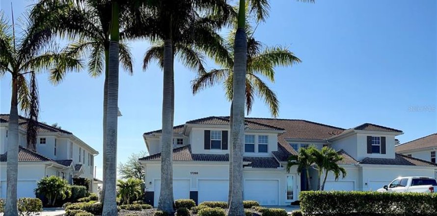 Condominio en Punta Gorda, Florida, 2 dormitorios № 1904388