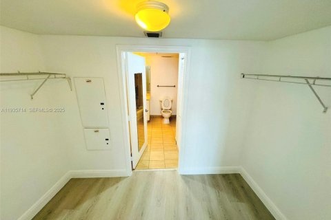 Copropriété à vendre à Miami, Floride: 1 chambre, 76.27 m2 № 1994695 - photo 9