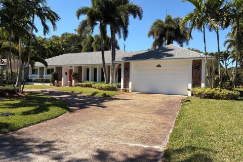 Casa en Palm Springs, Florida 3 dormitorios, 180.14 m2 № 2248382