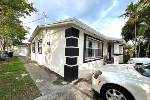 Villa ou maison à vendre à Lake Worth, Floride: 3 chambres, 114.46 m2 № 1869990 - photo 2