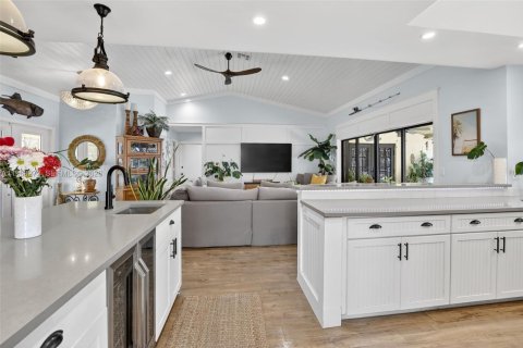 Villa ou maison à vendre à Cooper City, Floride: 3 chambres, 175.77 m2 № 2031924 - photo 12