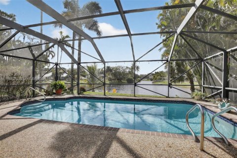 Villa ou maison à vendre à Cooper City, Floride: 3 chambres, 175.77 m2 № 2031924 - photo 16