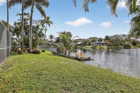 Villa ou maison à vendre à Cooper City, Floride: 3 chambres, 175.77 m2 № 2031924 - photo 23