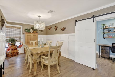 Villa ou maison à vendre à Cooper City, Floride: 3 chambres, 175.77 m2 № 2031924 - photo 29