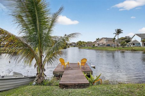 Villa ou maison à vendre à Cooper City, Floride: 3 chambres, 175.77 m2 № 2031924 - photo 24