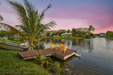 Villa ou maison à vendre à Cooper City, Floride: 3 chambres, 175.77 m2 № 2031924 - photo 25