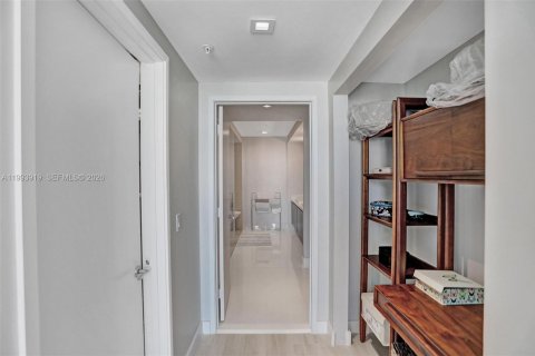 Condominio en venta en Sunny Isles Beach, Florida, 3 dormitorios, 141.58 m2 № 2055519 - foto 25