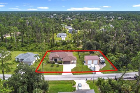 Casa en venta en North Port, Florida, 3 dormitorios, 178.56 m2 № 1898987 - foto 1