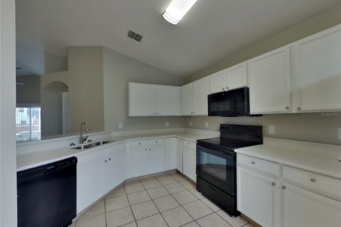 Casa en alquiler en Orlando, Florida, 3 dormitorios, 130.81 m2 № 1912765 - foto 6