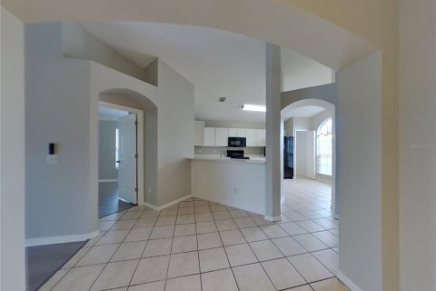 Casa en alquiler en Orlando, Florida, 3 dormitorios, 130.81 m2 № 1912765 - foto 21