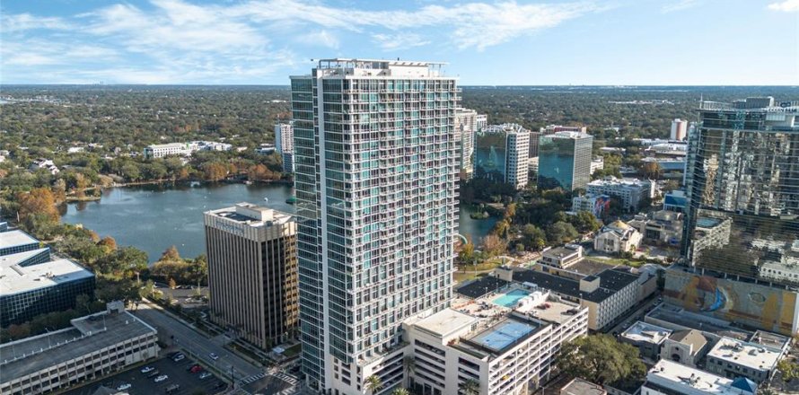 Condominio en Orlando, Florida, 2 dormitorios  № 1535095