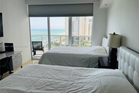 Copropriété à louer à Hallandale Beach, Floride: 3 chambres, 155.61 m2 № 1855382 - photo 15