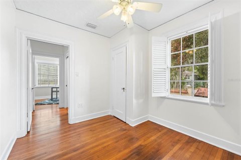 Casa en venta en Orlando, Florida, 4 dormitorios, 196.21 m2 № 1371568 - foto 30