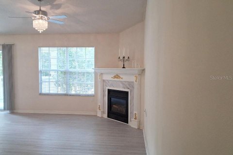 Condo in Gainesville, Florida, 1 bedroom  № 2383950 - photo 6