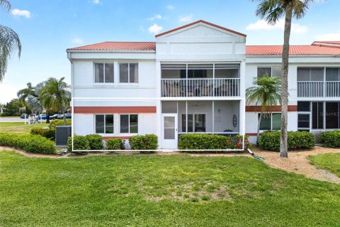 Casa en venta en Fort Myers, Florida, 2 dormitorios, 123.75 m2 № 2203104 - foto 2