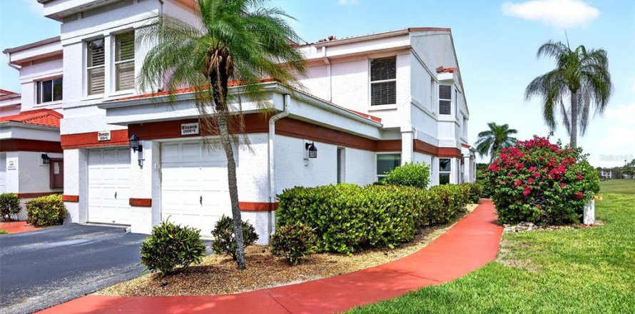 Casa en Fort Myers, Florida 2 dormitorios, 123.75 m2 № 2203104