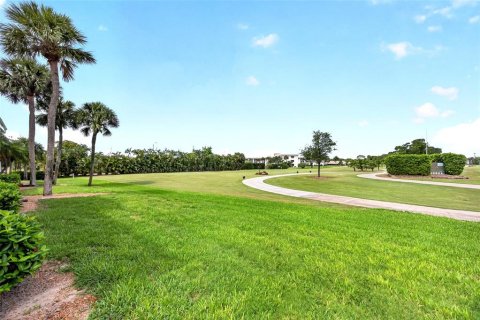 Casa en venta en Fort Myers, Florida, 2 dormitorios, 123.75 m2 № 2203104 - foto 30