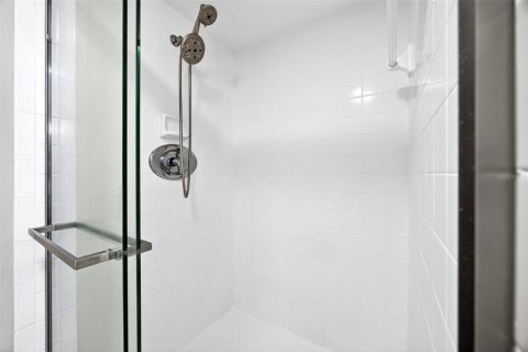 Casa en venta en Fort Myers, Florida, 2 dormitorios, 123.75 m2 № 2203104 - foto 20