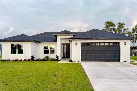 House in Sebring, Florida 3 bedrooms, 139.82 sq.m. № 2362251