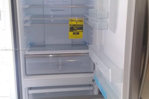 Villa ou maison à louer à West Palm Beach, Floride: 3 chambres, 94.76 m2 № 1941096 - photo 25