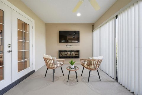 House in The Villages, Florida 3 bedrooms, 180.51 sq.m. № 2391490 - photo 30