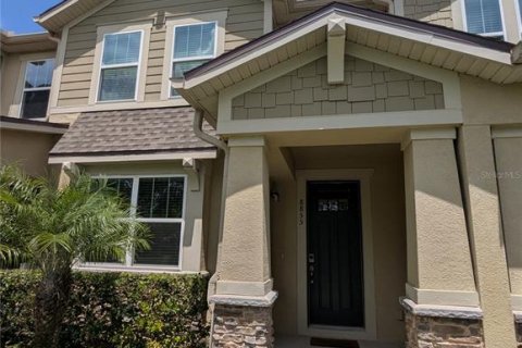Townhouse in Windermere, Florida 3 bedrooms, 144.56 sq.m. № 2379671 - photo 3