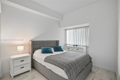 Снять в аренду кондоминиум в Майами, Флорида 2 спальни, 98.2м2, № 2046392 - фото 27