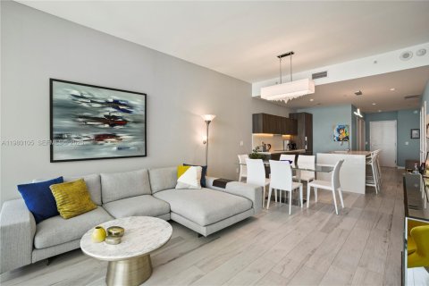 Снять в аренду кондоминиум в Майами, Флорида 2 спальни, 98.2м2, № 2046392 - фото 5