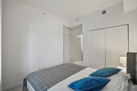 Снять в аренду кондоминиум в Майами, Флорида 2 спальни, 98.2м2, № 2046392 - фото 30