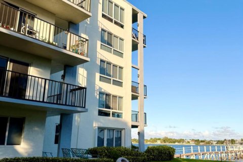 Copropriété à vendre à Lantana, Floride: 2 chambres, 138.33 m2 № 2087757 - photo 11