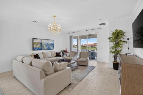 Villa ou maison à vendre à Wimauma, Floride: 3 chambres, 197.7 m2 № 2310345 - photo 19