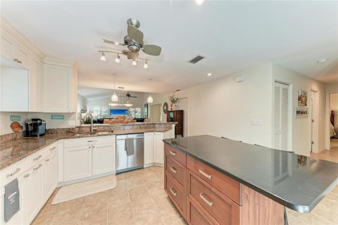 Casa en venta en Bradenton, Florida, 3 dormitorios, 171.59 m2 № 2167234 - foto 13