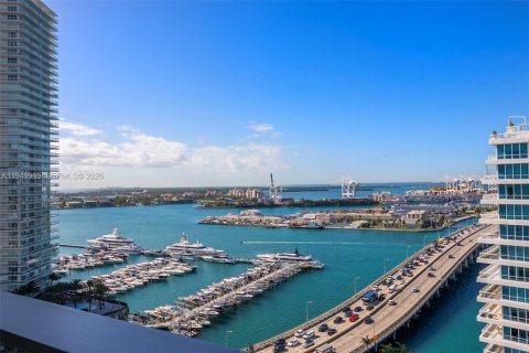 Condo in Miami Beach, Florida, 1 bedroom № 2008898 - photo 28