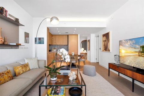 Condo in Miami Beach, Florida, 1 bedroom № 2008898 - photo 5