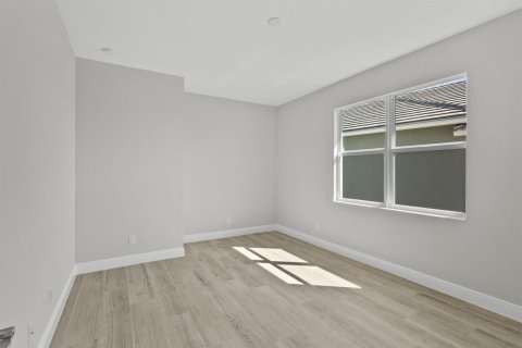 Villa ou maison à vendre à Port St. Lucie, Floride: 3 chambres, 215.72 m2 № 2088034 - photo 25