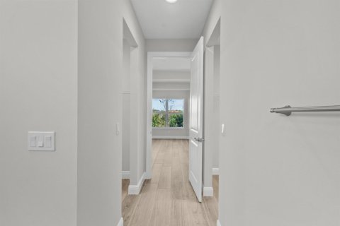 Villa ou maison à vendre à Port St. Lucie, Floride: 3 chambres, 215.72 m2 № 2088034 - photo 13