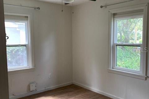Casa en venta en Tampa, Florida, 2 dormitorios, 73.58 m2 № 1911249 - foto 4