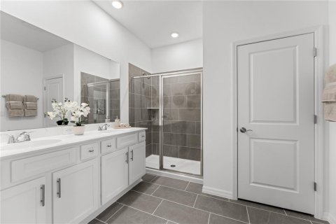Casa en venta en Palm Bay, Florida, 4 dormitorios, 205.31 m2 № 2416966 - foto 3
