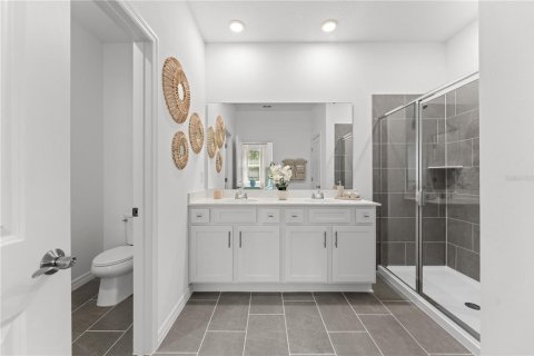Casa en venta en Palm Bay, Florida, 4 dormitorios, 205.31 m2 № 2416966 - foto 2
