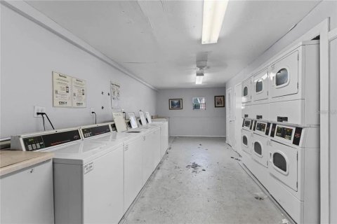 Condo in Maitland, Florida, 1 bedroom № 2205167 - photo 6