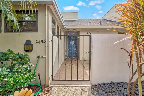 House in Sarasota, Florida 3 bedrooms, 156.54 sq.m. № 2138957 - photo 2