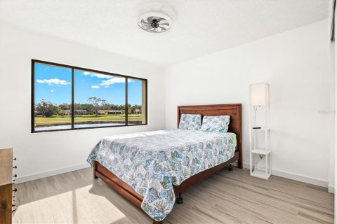 House in Sarasota, Florida 3 bedrooms, 156.54 sq.m. № 2138957 - photo 20