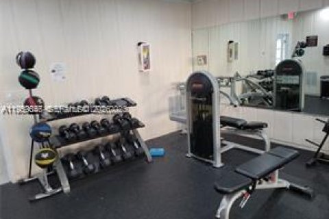 Condominio en venta en Miami, Florida, 2 dormitorios, 105.44 m2 № 2019814 - foto 15