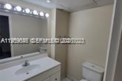 Condominio en venta en Miami, Florida, 2 dormitorios, 105.44 m2 № 2019814 - foto 10