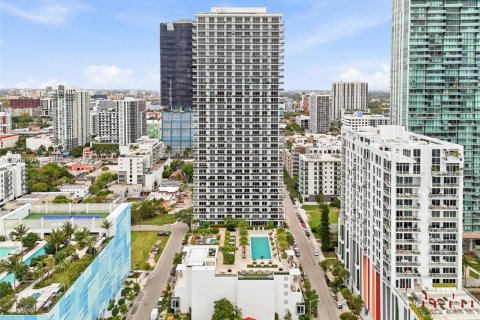 Снять в аренду кондоминиум в Майами, Флорида 3 спальни, 133.31м2, № 2066395 - фото 16